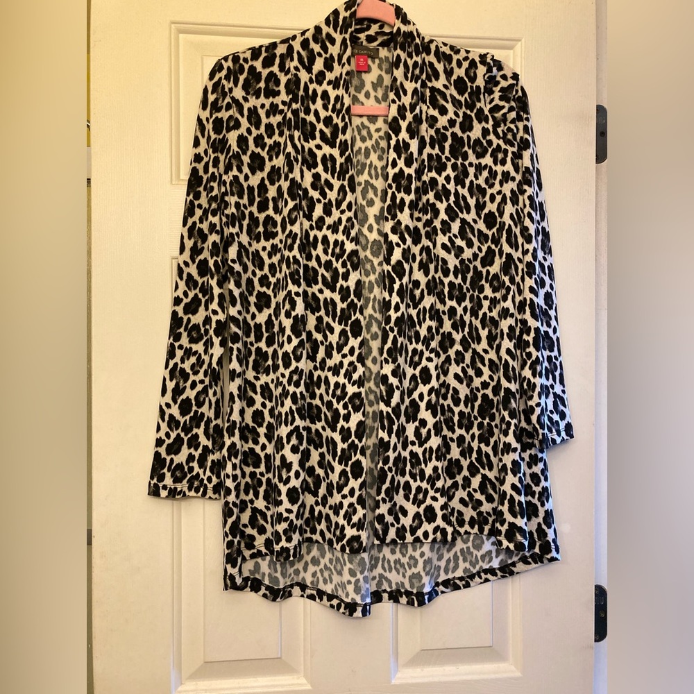 Vinca Camuto, XS, new with tags, beautiful animal print open cardigan